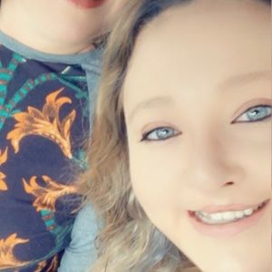 Meet your Posher, Alysa